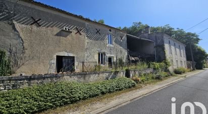 Maison de village 5 pièces de 130 m² à Vouharte (16330)