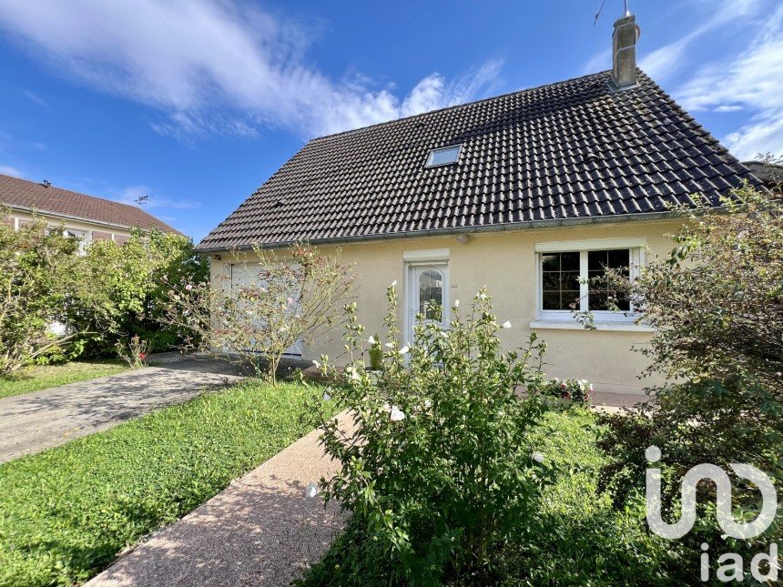 Maison traditionnelle 5 pièces de 106 m² à Marolles (51300)