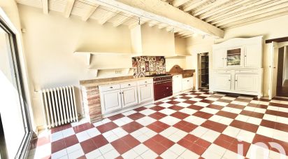 Mansion 8 rooms of 230 m² in Pibrac (31820)