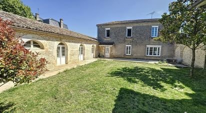 House 7 rooms of 240 m² in Rouillac (16170)