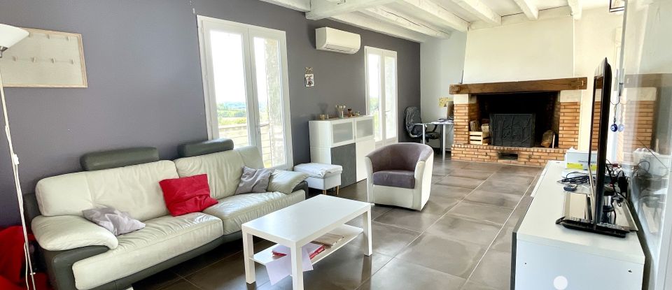 Maison 4 pièces de 135 m² à Castelnau-de-Lévis (81150)