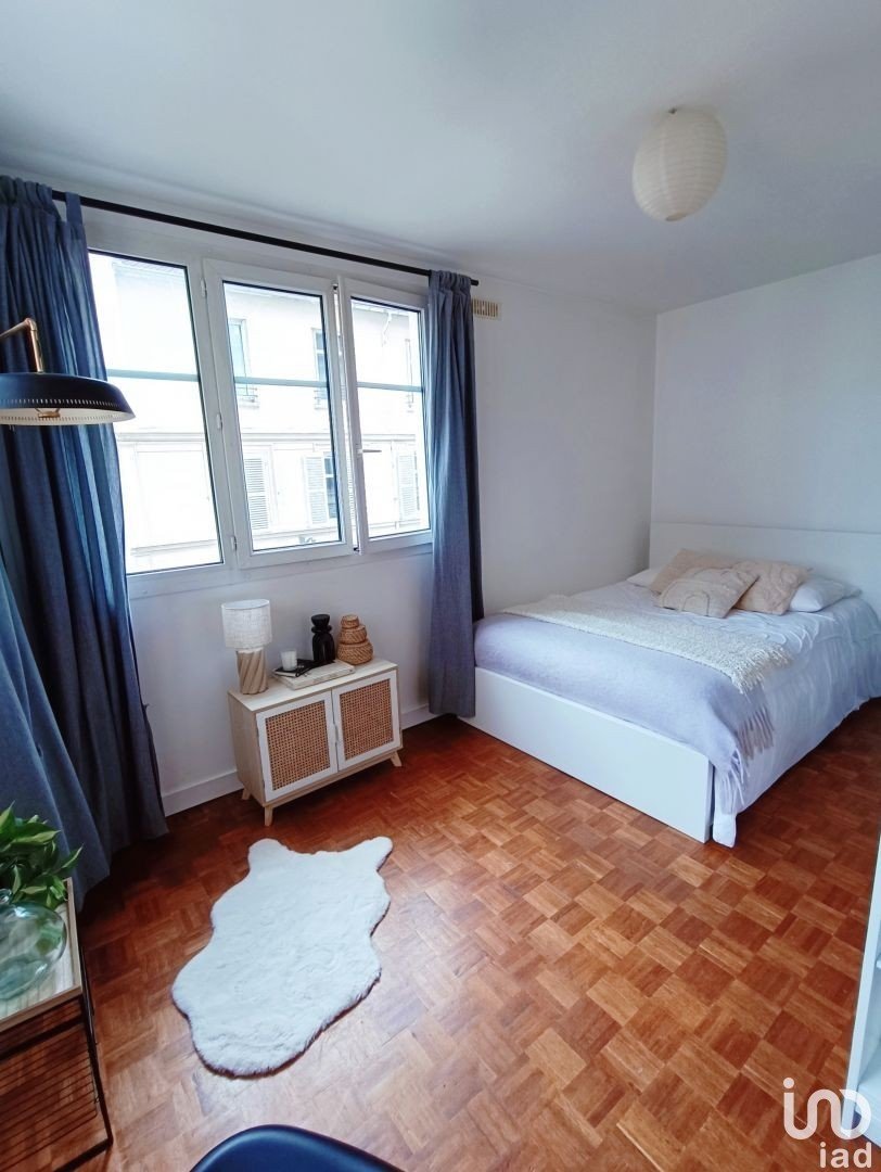 Appartement 1 pièce de 21 m² à Paris (75015)