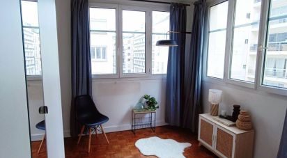 Appartement 1 pièce de 21 m² à Paris (75015)