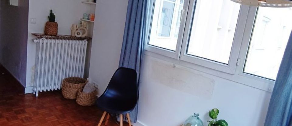 Appartement 1 pièce de 21 m² à Paris (75015)