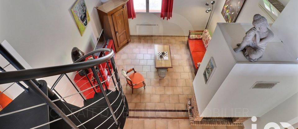 Maison traditionnelle 5 pièces de 163 m² à Aubagne (13400)