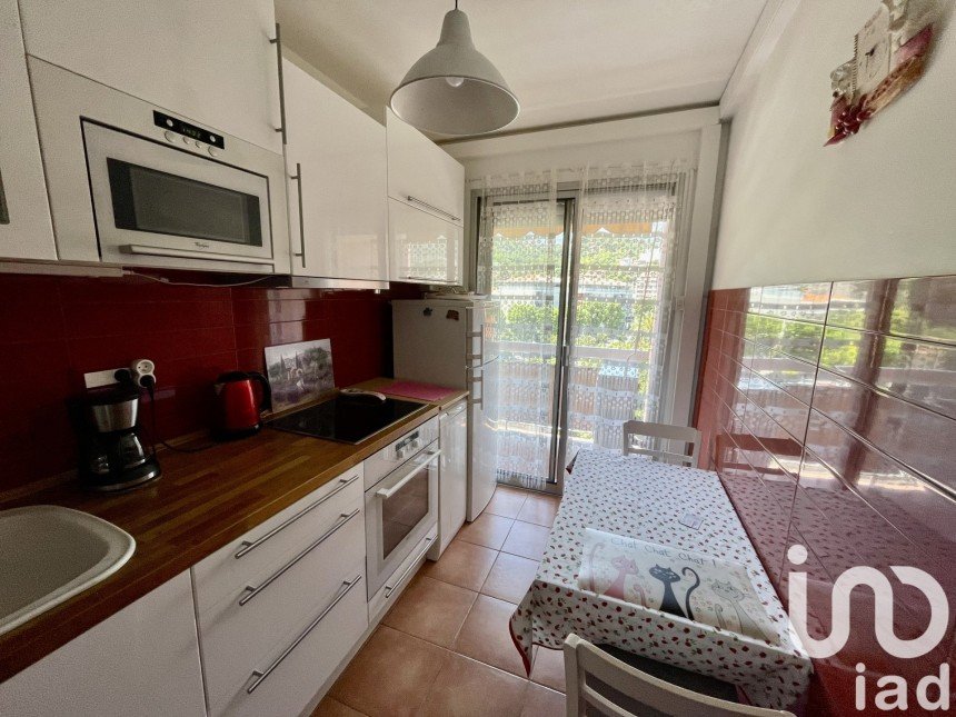 Appartement 2 pièces de 48 m² à Menton (06500)