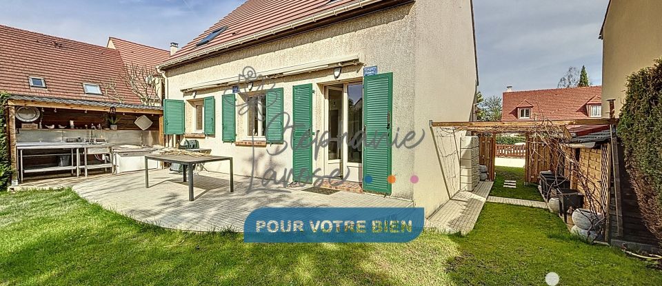 Maison 6 pièces de 138 m² à Noiseau (94880)