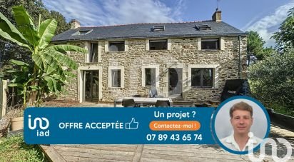 House 6 rooms of 142 m² in Savenay (44260)