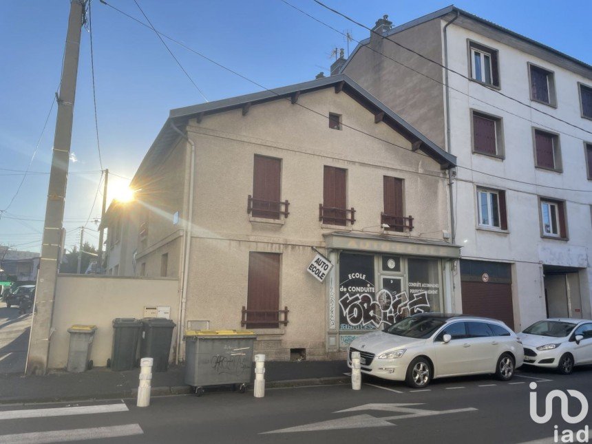 Maison 6 pièces de 130 m² à Clermont-Ferrand (63000)