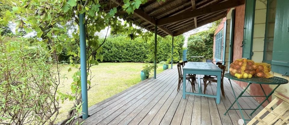 Country home 7 rooms of 257 m² in Bégadan (33340)