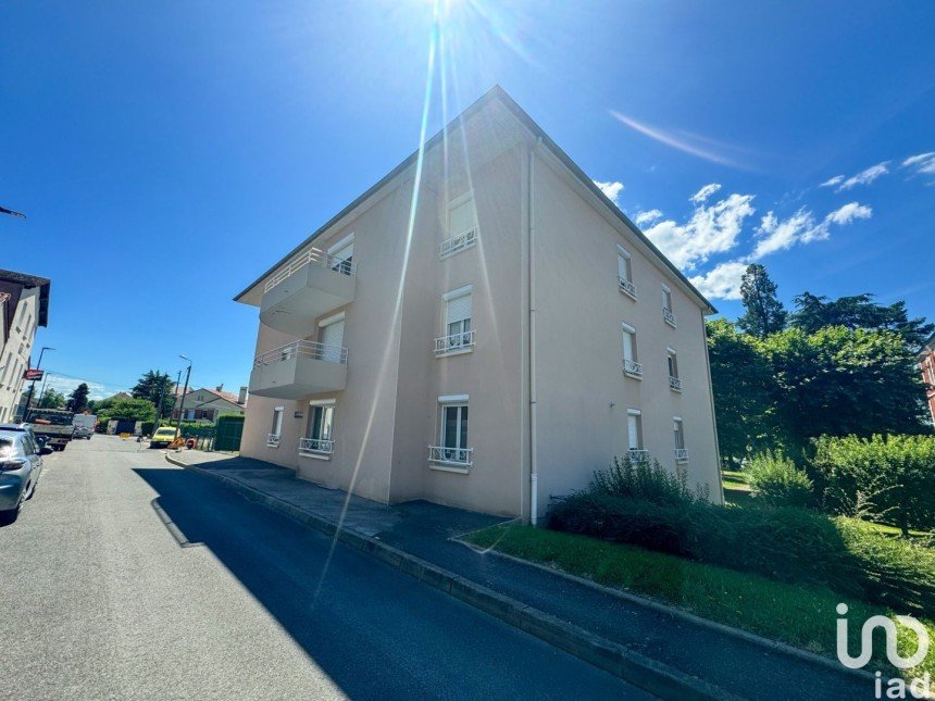 Apartment 3 rooms of 82 m² in Andrézieux-Bouthéon (42160)