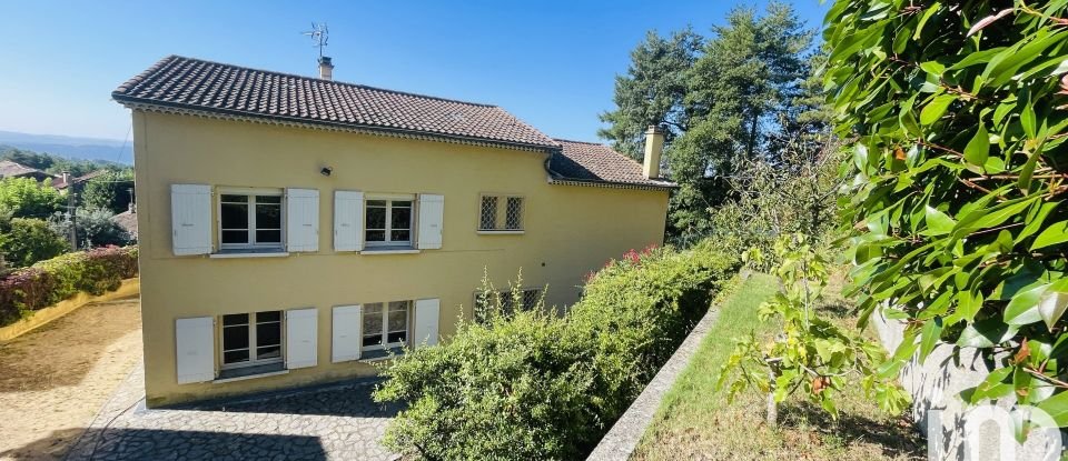 House 7 rooms of 172 m² in Vals-les-Bains (07600)