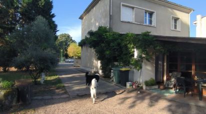 Maison traditionnelle 6 pièces de 180 m² à L'Éguille (17600)