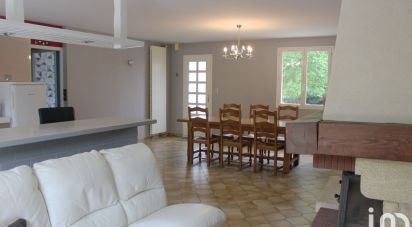 House 8 rooms of 178 m² in La Milesse (72650)