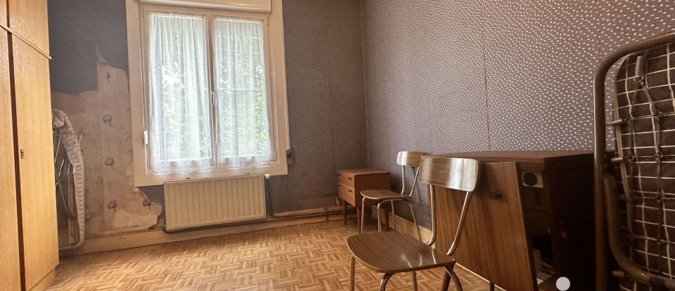 Traditional house 2 rooms of 96 m² in Béthune (62400)