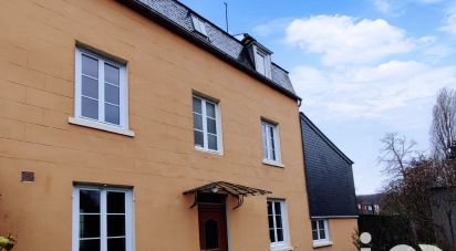 Town house 7 rooms of 132 m² in Lisieux (14100)