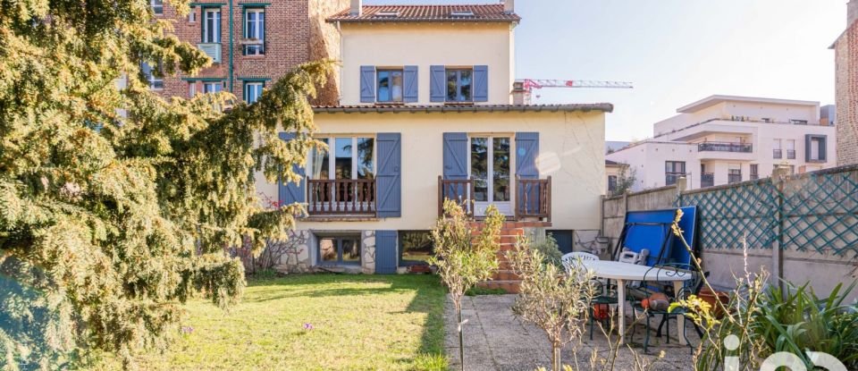 Maison traditionnelle 8 pièces de 154 m² à Colombes (92700)