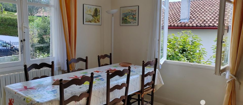 House 5 rooms of 137 m² in Ciboure (64500)