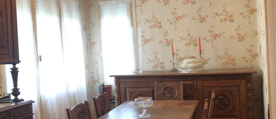 Traditional house 4 rooms of 98 m² in Mont-de-Marsan (40000)