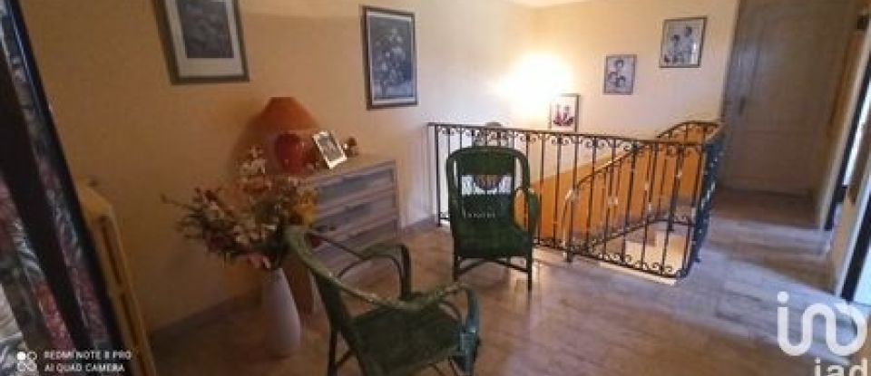 Traditional house 10 rooms of 230 m² in Rouilly-Sacey (10220)