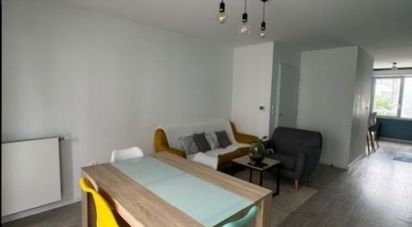 Appartement 3 pièces de 66 m² à Évry (91000)