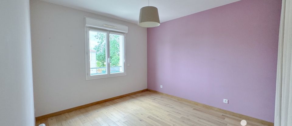 Maison 5 pièces de 109 m² à Neufmoutiers-en-Brie (77610)