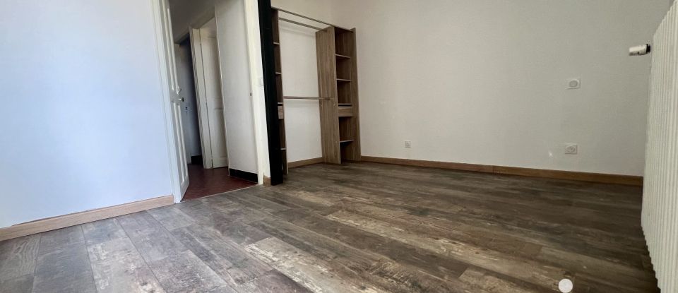 Maison 5 pièces de 170 m² à Sarrians (84260)