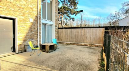 Apartment 4 rooms of 77 m² in Poissy (78300)