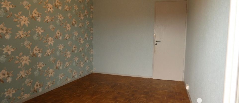 Apartment 3 rooms of 61 m² in Auxerre (89000)