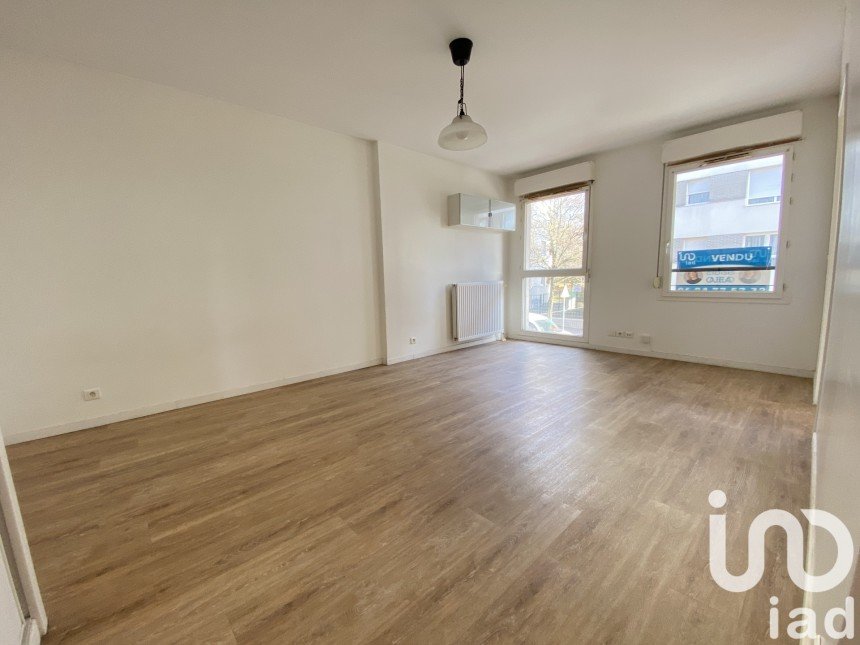 Appartement 1 pièce de 32 m² à Créteil (94000)