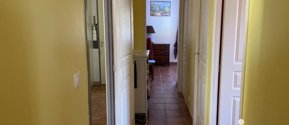 Traditional house 4 rooms of 85 m² in Pépieux (11700)