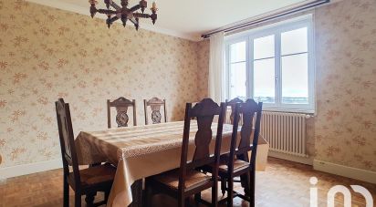 Traditional house 7 rooms of 134 m² in Plozévet (29710)