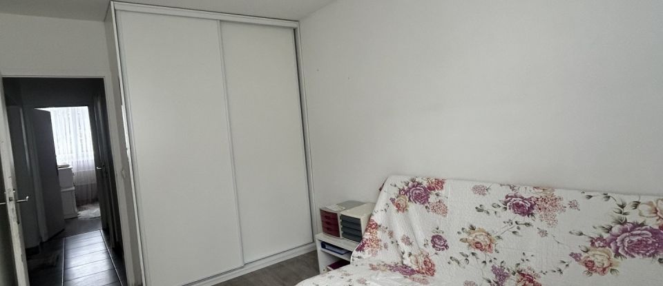 Appartement 4 pièces de 92 m² à Saint-Étienne (42100)