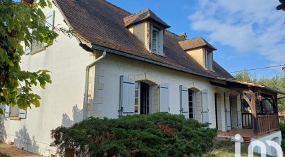 House 5 rooms of 140 m² in Lamonzie-Saint-Martin (24680)