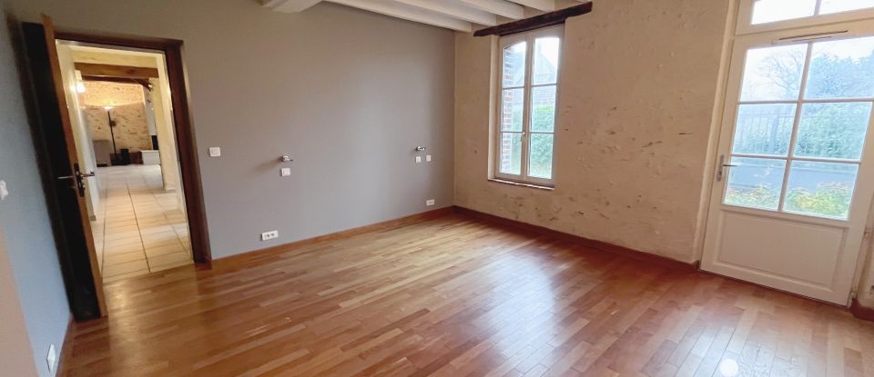 Longère 6 pièces de 200 m² à Amilly (45200)