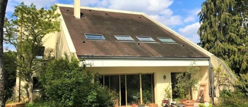 Maison 8 pièces de 252 m² à Bougival (78380)