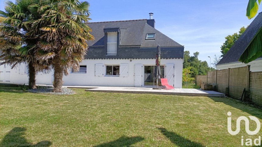 Maison traditionnelle 7 pièces de 135 m² à Vannes (56000)