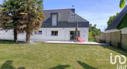 Traditional house 7 rooms of 135 m² in Vannes (56000)