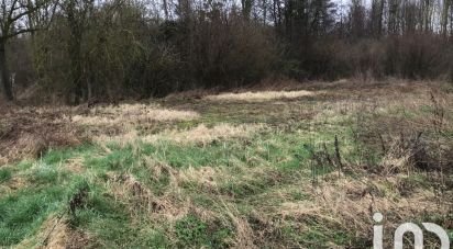 Terrain de 1 742 m² à - (60190)