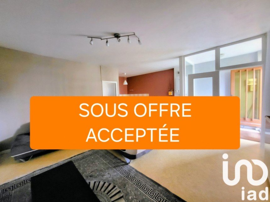 Appartement 3 pièces de 65 m² à Saint-Étienne (42000)