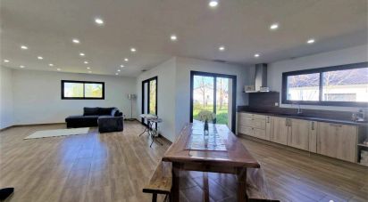 Maison 6 pièces de 124 m² à Castelsarrasin (82100)