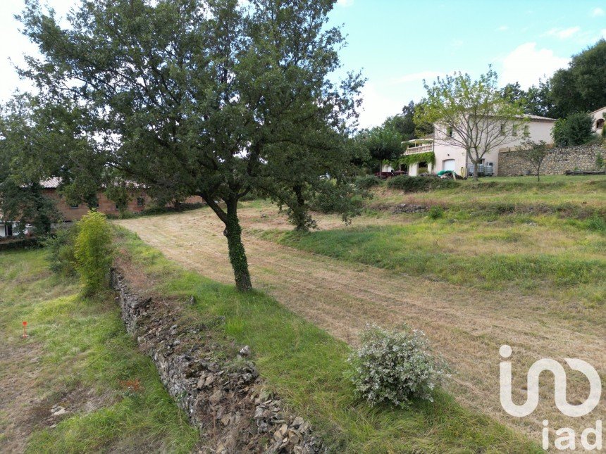 Land of 1,285 m² in Vesseaux (07200)