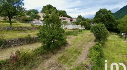 Land of 2,860 m² in Vesseaux (07200)