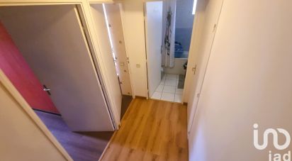 Apartment 3 rooms of 68 m² in Évry (91000)