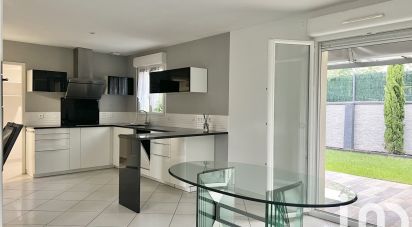 House 5 rooms of 92 m² in Viry-Châtillon (91170)