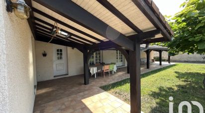 Traditional house 5 rooms of 118 m² in Saint-Loubès (33450)