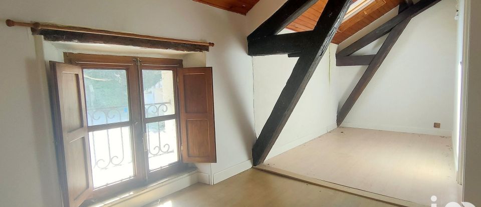 Maison 4 pièces de 75 m² à Labastide-Rouairoux (81270)