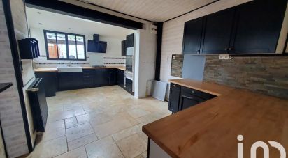 Longere 7 rooms of 165 m² in Langeais (37130)