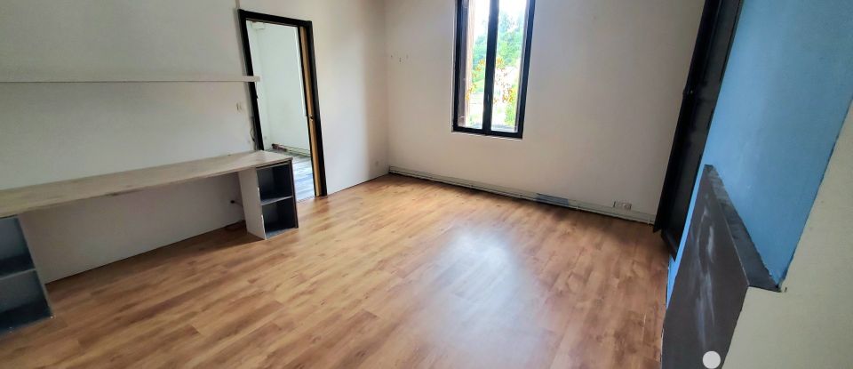 Longère 7 pièces de 165 m² à Langeais (37130)