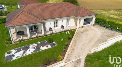 Maison 5 pièces de 146 m² à Villers-aux-Bois (51130)